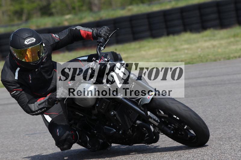 /Archiv-2022/12 22.04.2022 Discover the Bike ADR/Race 3/28